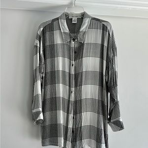 Long sleeve light weight shirt